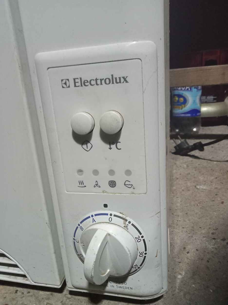 Masine za susenje vesa 3 komada Indesit Electrolux Hanseatic